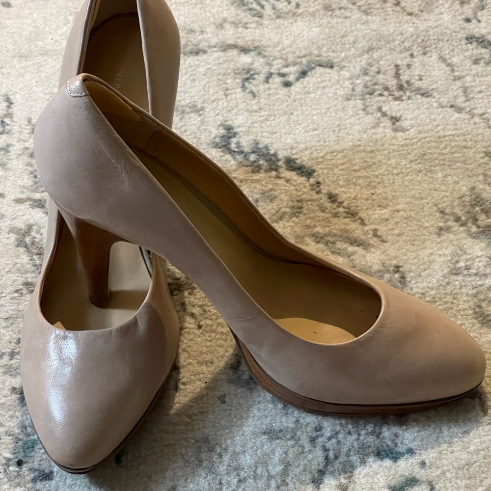 Nine West Beige/Nude Heels - Picture 3 of 3